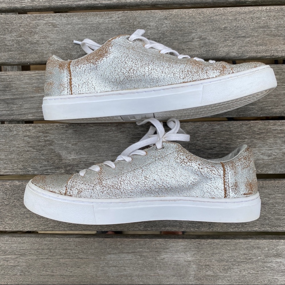 TOMS Silver Metallic Lennox Low Top Platform Lace Up Sneaker Size 6.5 - Picture 3 of 11